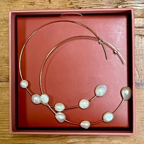 🌺🎉HP🎉🌺 NWT Cult Gaia Nubia XL Baroque Pearl Earrings - Picture 5 of 16